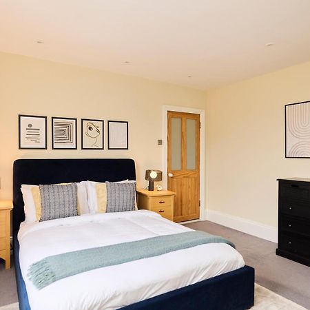 The Peckham Hideaway - Bright 3Bdr Flat Apartment London Bagian luar foto