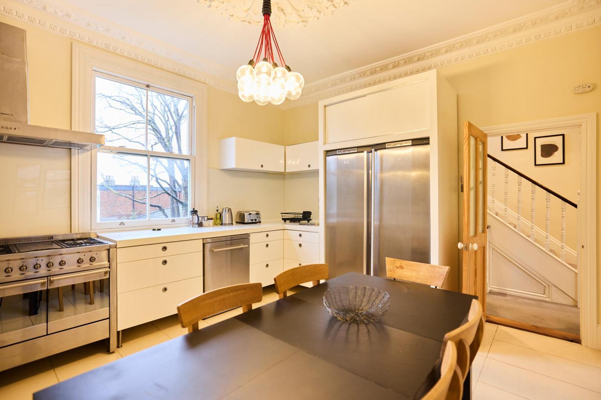The Peckham Hideaway - Bright 3Bdr Flat Apartment London Bagian luar foto
